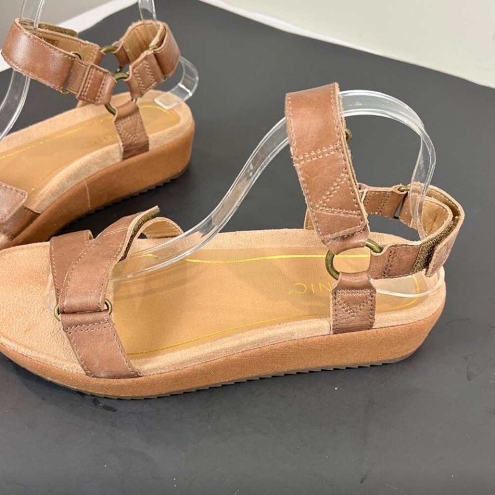 Women's Vionic Adjustable Leather Strap Sandal Si… - image 3
